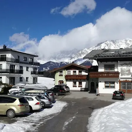 In/ski Out Jagahuett'n By Schladmingurlaub アパート