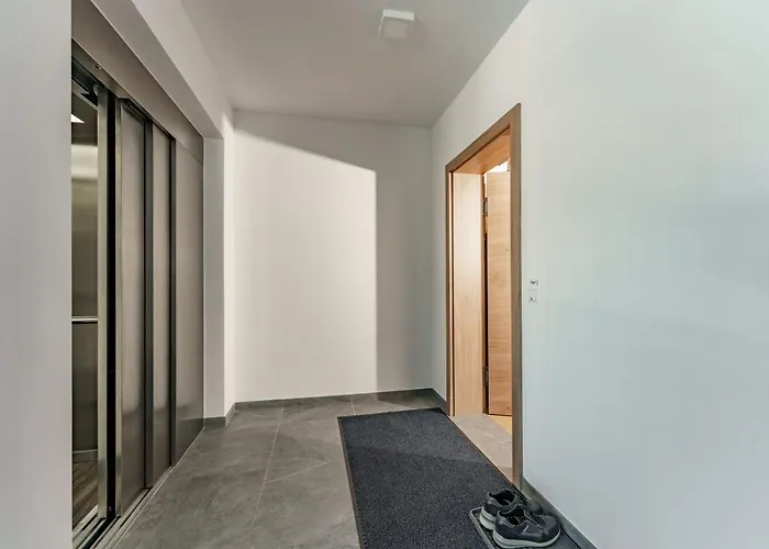 In/ski Out Jagahuett'n By Schladmingurlaub Шладмінг